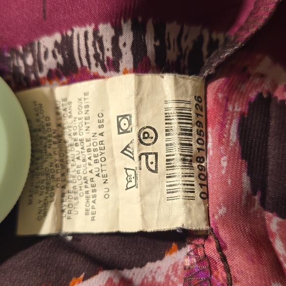 Motherhood Maternity Size Medium Empire Waist Cold Shoulder Top - Picture 4 of 7